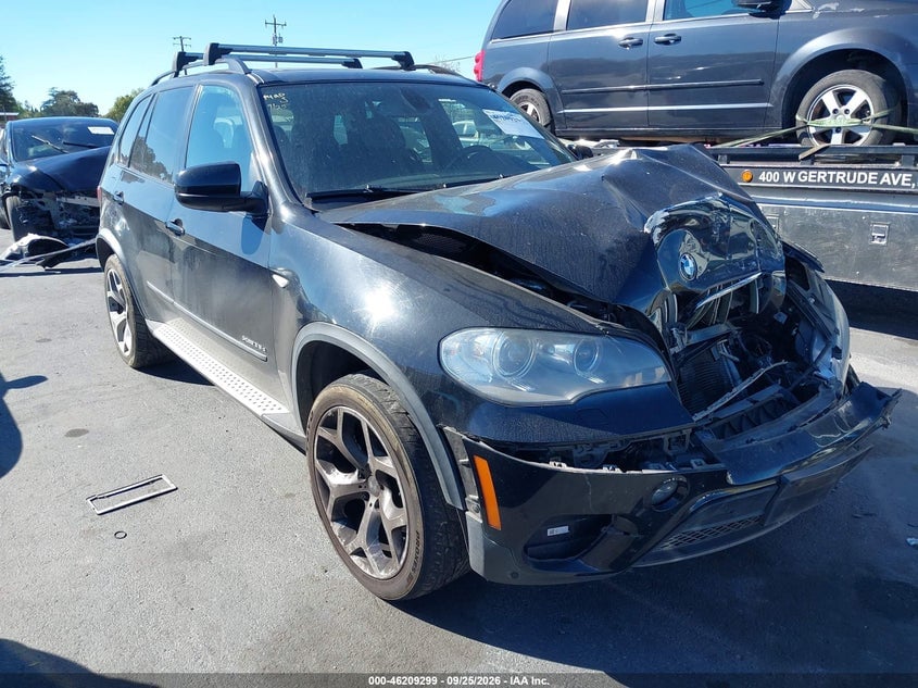 2012 BMW X5 35D | 5UXZW0C53CL663562 | UPCARS