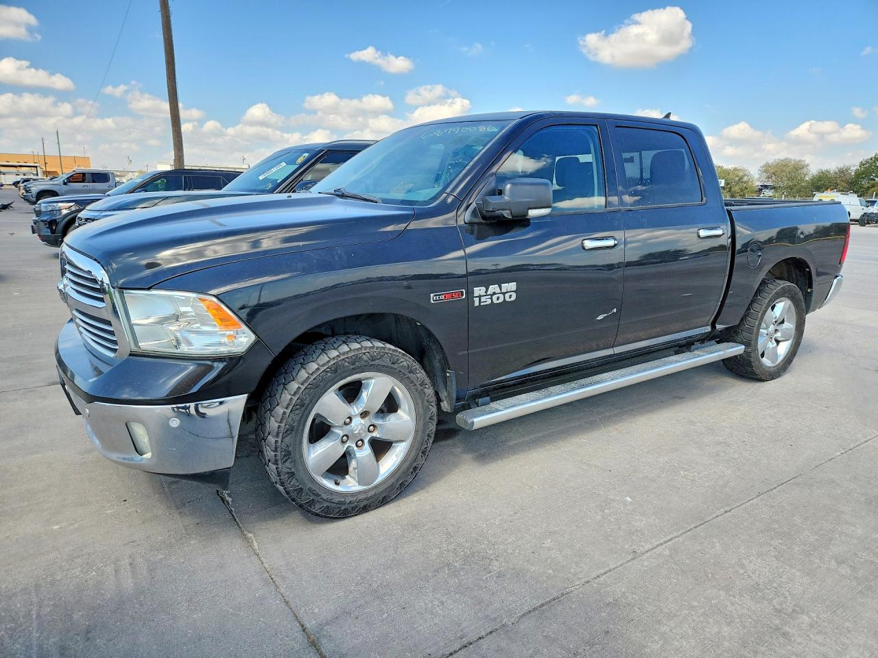 2015 RAM 1500 SLT | 1C6RR6LM7FS755942 | UPCARS