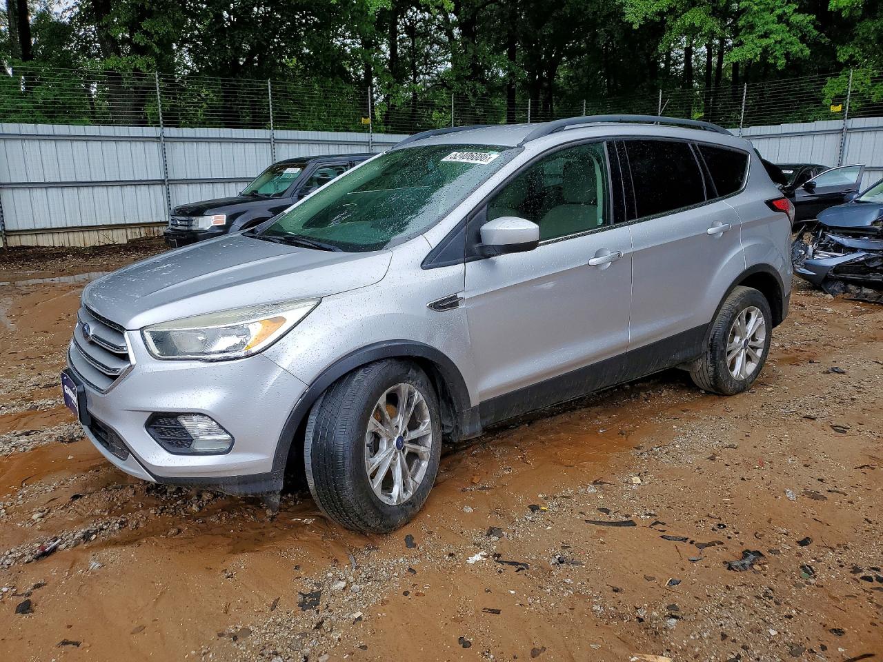 2018 FORD ESCAPE SE | 1FMCU0GD8JUD23244 | UPCARS