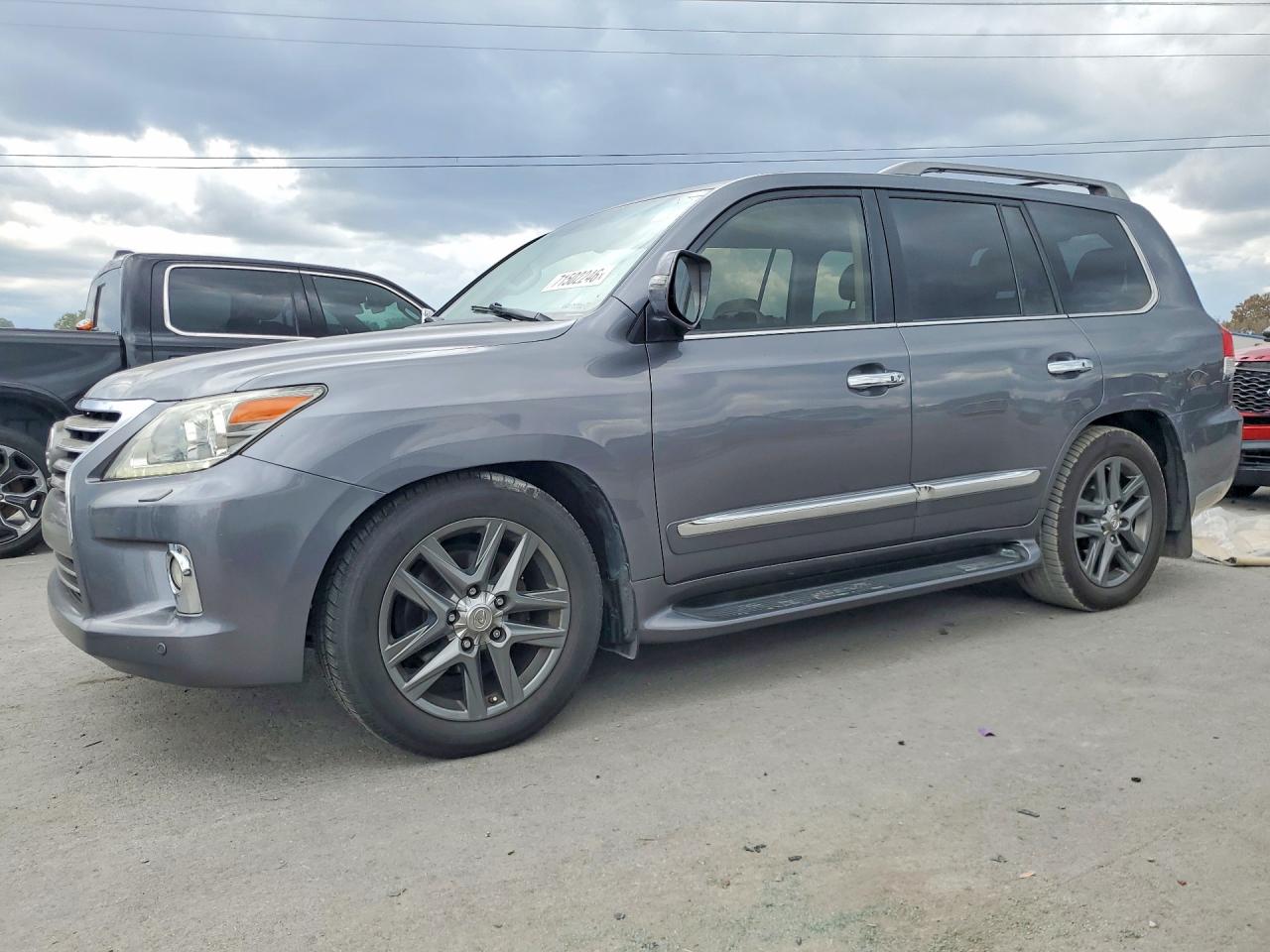 2013 LEXUS LX 570 | JTJHY7AX8D4084967 | UPCARS