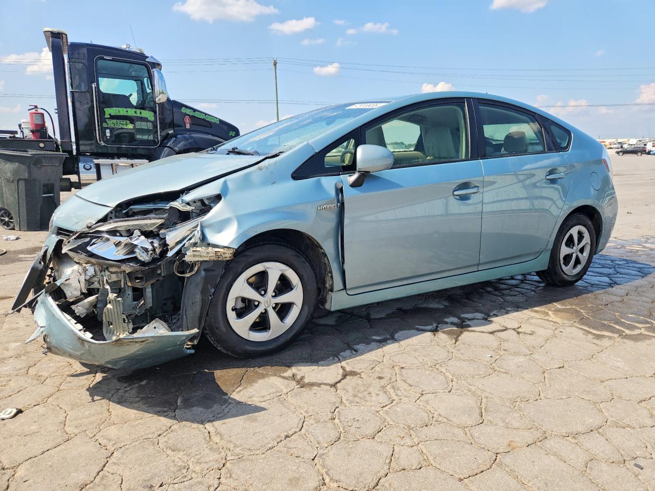 2014 TOYOTA PRIUS TWO | JTDKN3DU4E1824237 | UPCARS