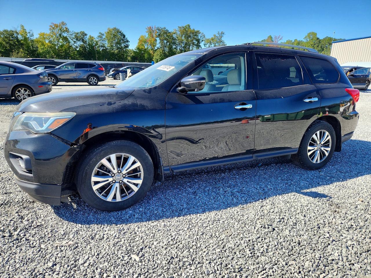 2018 NISSAN PATHFINDER SL | 5N1DR2MM4JC613685 | UPCARS