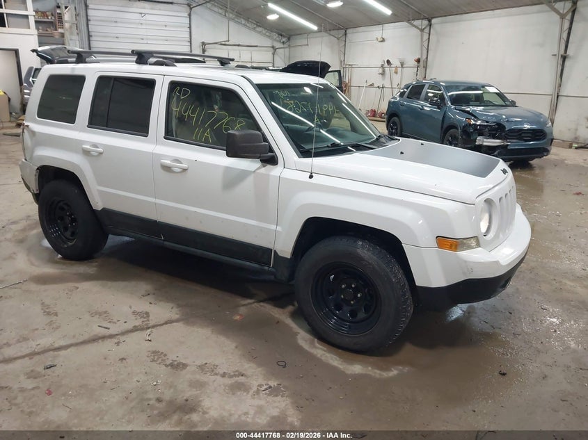 2011 JEEP PATRIOT LATITUDE X | 1J4NF4GB8BD282204 | UPCARS