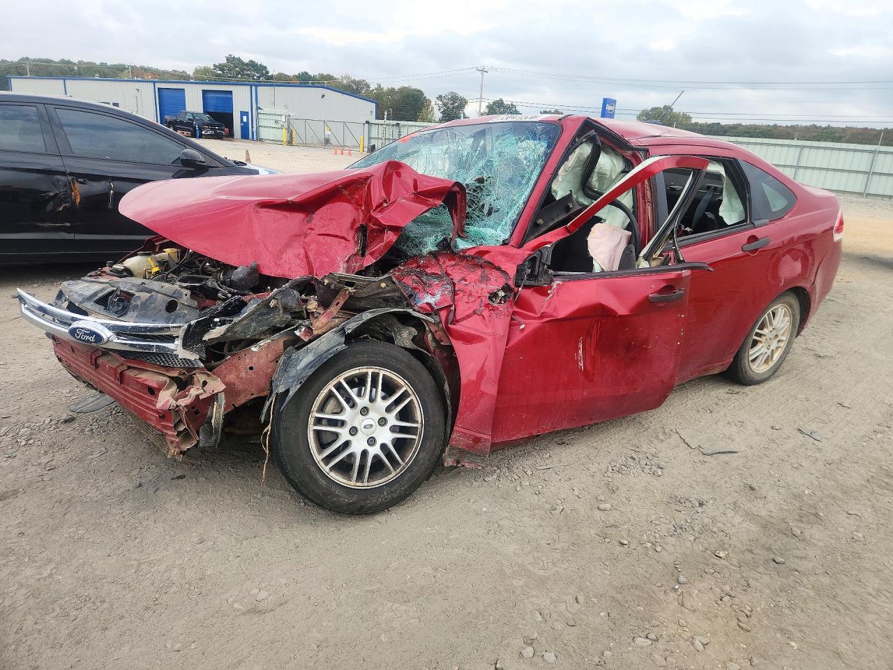 2010 FORD FOCU SE | 1FAHP3FN1AW296363 | UPCARS