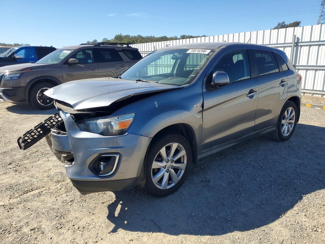 2014 MITSUBISHI OUTLANDER ES | 4A4AP3AU6EE030304 | UPCARS