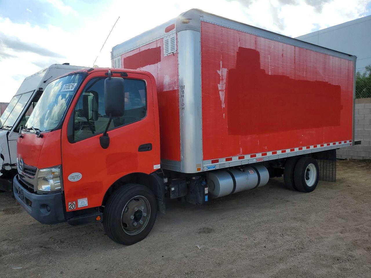 2017 HINO ALL OTHER BOX TRUCK | JHHSDM2H5HK005568 | UPCARS
