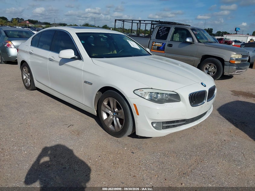 2012 BMW 528I | WBAXG5C5XCDX04022 | UPCARS