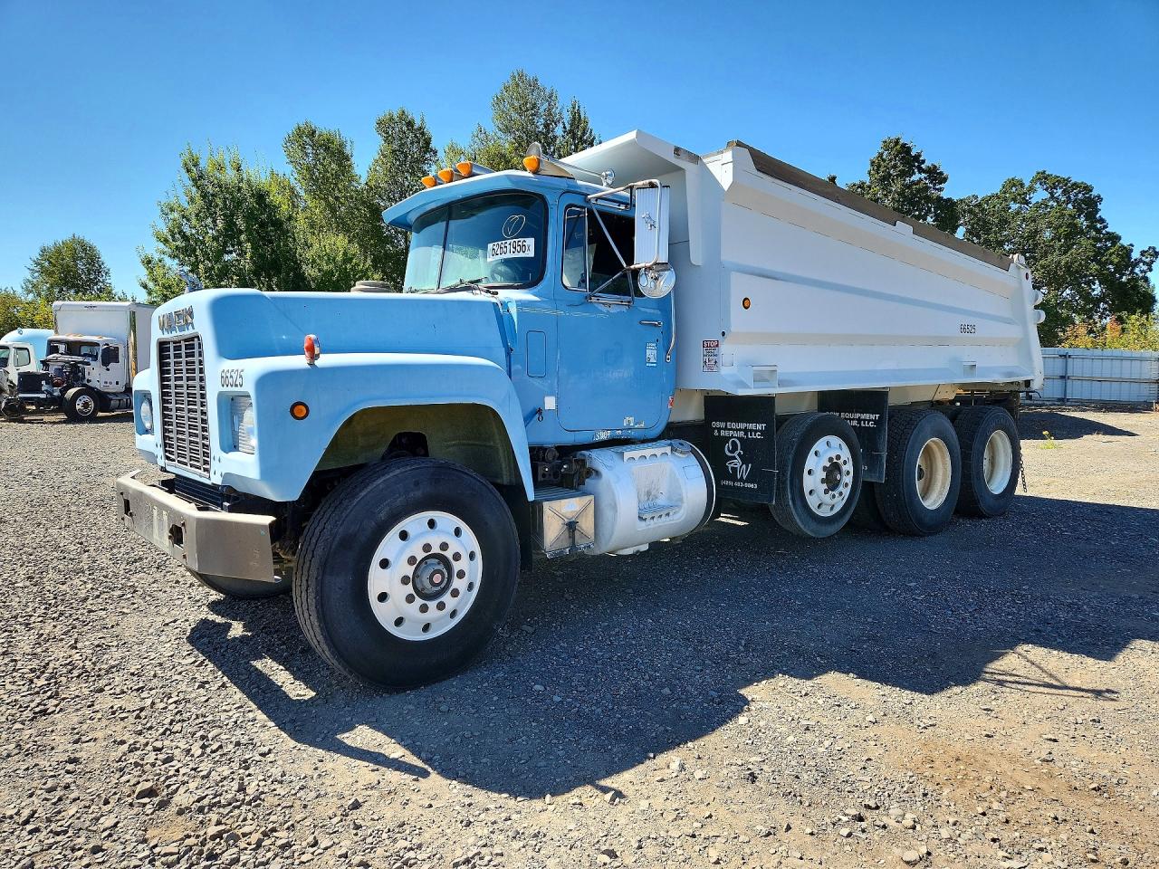 1990 MACK ALL OTHER DUMP TRUCK | 1M2P270CXLM008837 | UPCARS