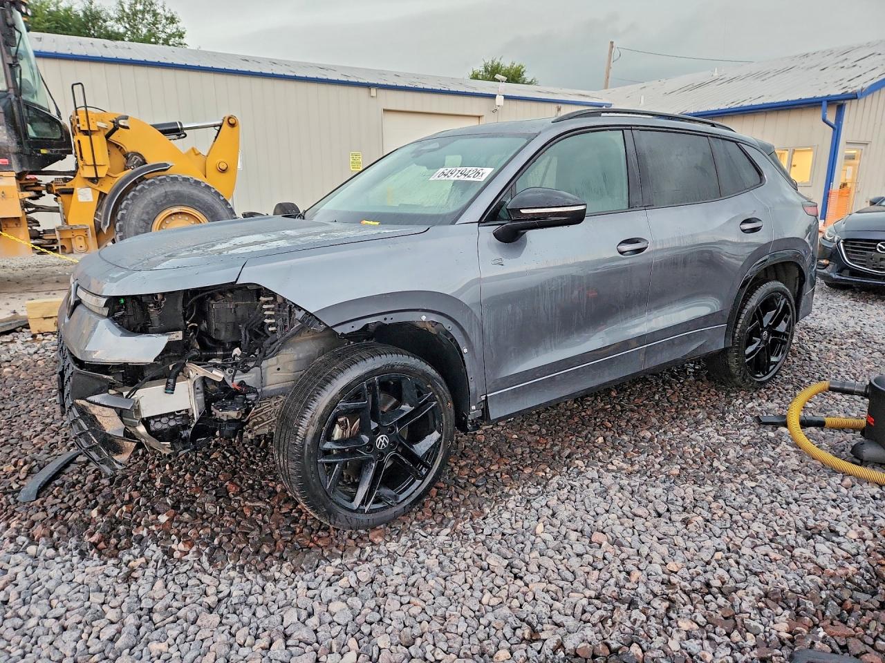 2025 VOLKSWAGEN TIGUAN SE R-LINE BLACK | 3VVGR7RM6SM006650 | UPCARS