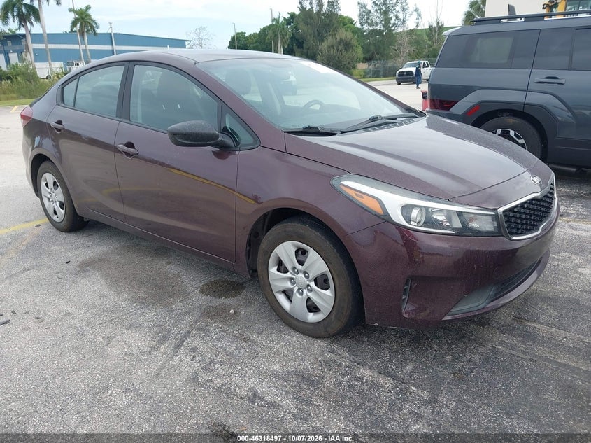 2017 KIA FORTE LX | 3KPFK4A72HE090164 | UPCARS