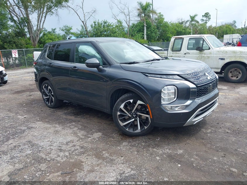 2024 MITSUBISHI OUTLANDER SE 2.5 2WD/SE BLACK EDITION S-AWC/SE BLACK EDITION W/PANO ROOF S-AWC | JA4J3VA86RZ066021 | UPCARS