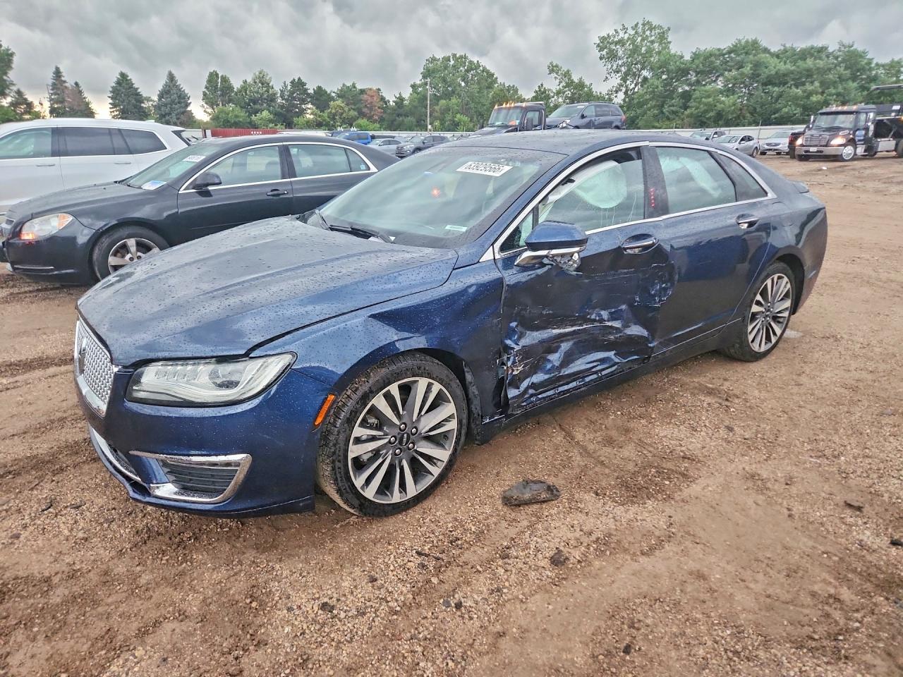 2017 LINCOLN MKZ SELECT | 3LN6L5C98HR607926 | UPCARS