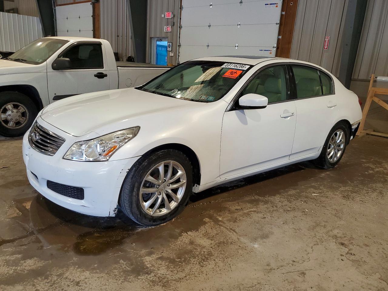 2009 INFINITI G37 BASE | JNKCV61E99M308963 | UPCARS