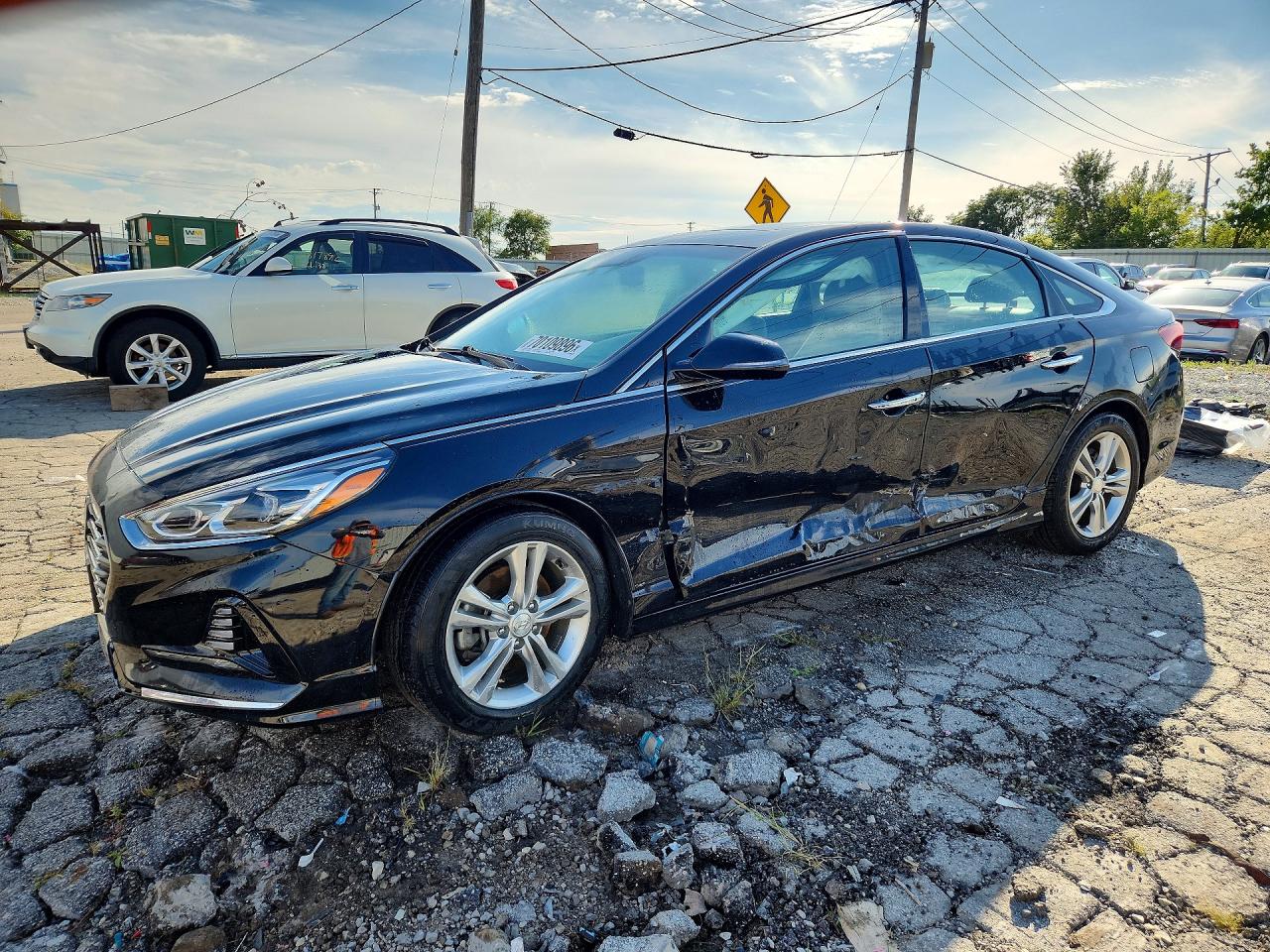 2018 HYUNDAI SONATA LIMITED | 5NPE34AF3JH633314 | UPCARS