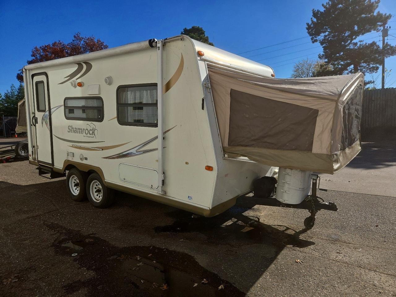 2012 FOREST RIVER FLAGSTAFF LITE WEIGHT TRAILERS | 4X4TFLU27CD113718 | UPCARS