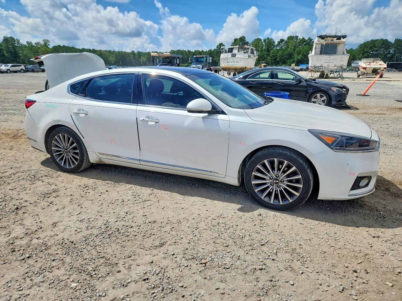 2017 KIA CADENZA PREMIUM | KNALC4J16H5042185 | UPCARS
