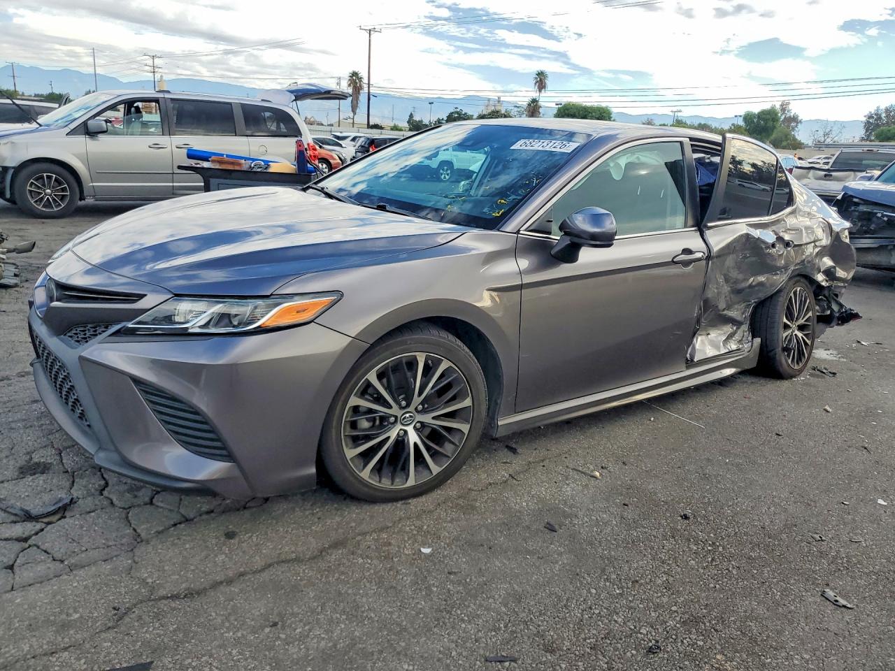 2018 TOYOTA CAMRY SE | 4T1B11HK8JU647057 | UPCARS