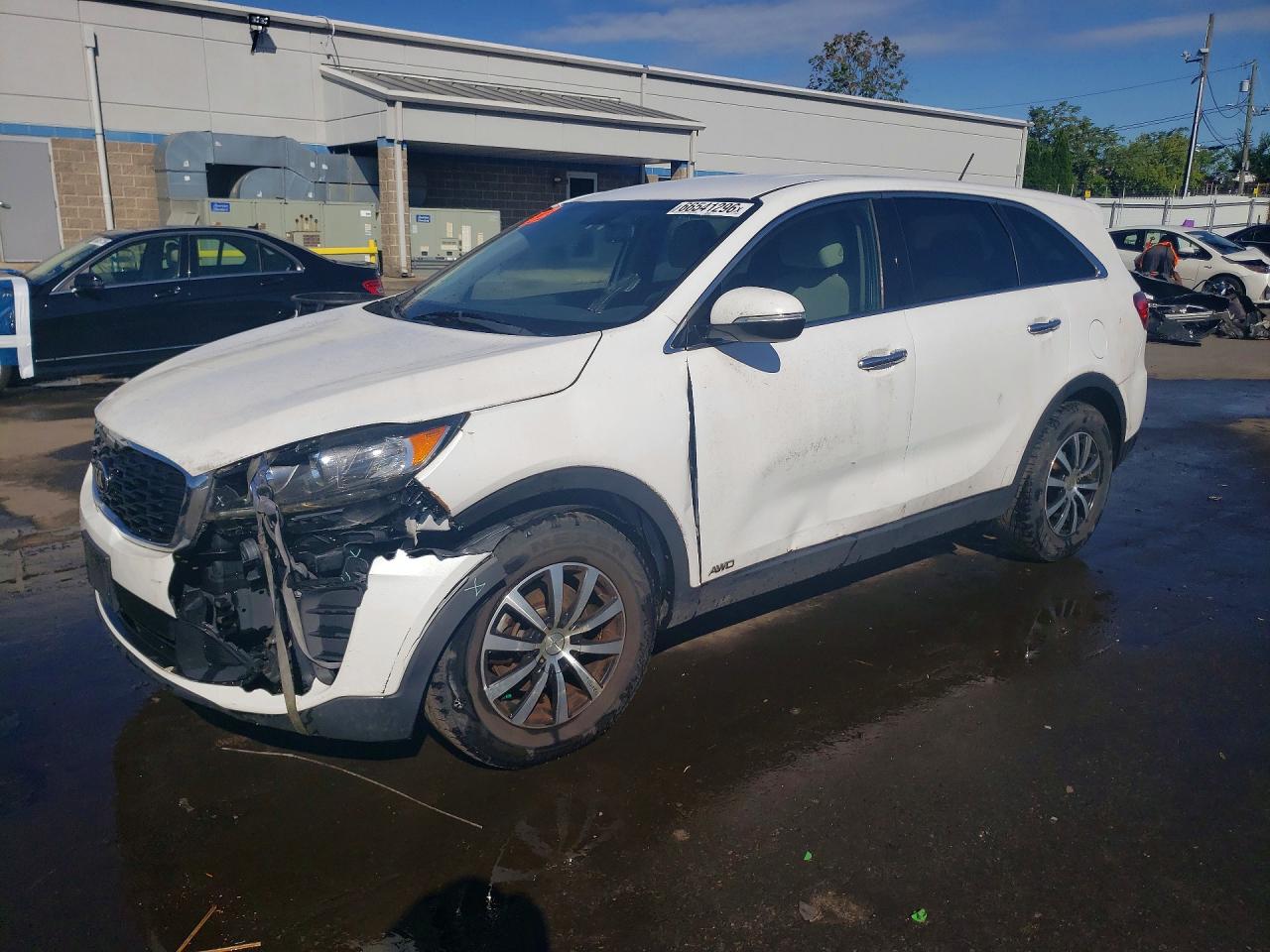 2019 KIA SORENTO LX | 5XYPGDA31KG454152 | UPCARS
