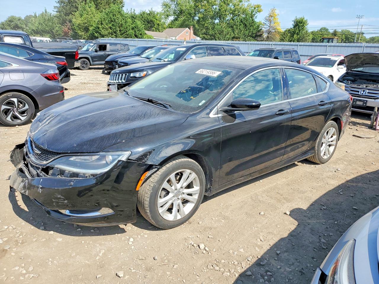 2015 CHRYSLER 200 LIMITED | 1C3CCCAB7FN563553 | UPCARS