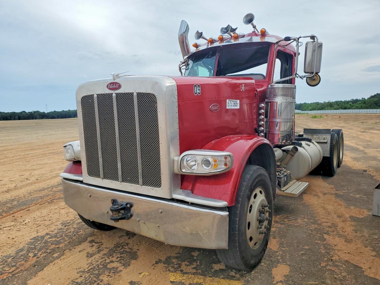 2022 PETERBILT ALL OTHER TRUCK CAB AND CHASSIS | 1XPXD40X9ND785866 | UPCARS
