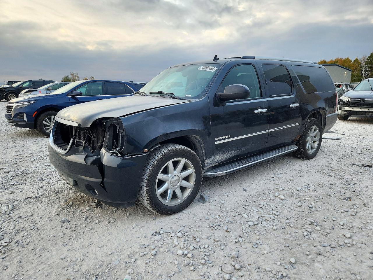 2011 GMC YUKON DENALI | 1GKS2MEF1BR275256 | UPCARS
