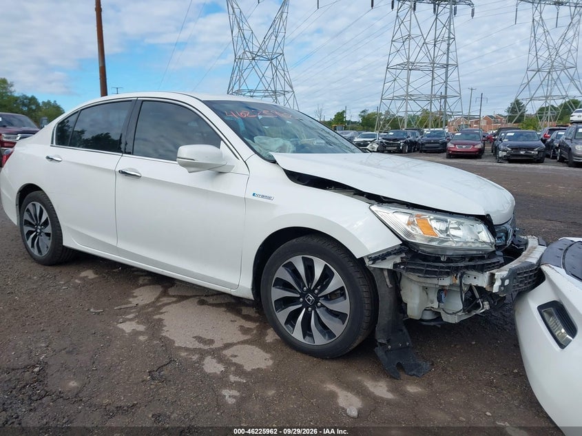 2015 HONDA ACCORD HYBRID | 1HGCR6F39FA001756 | UPCARS