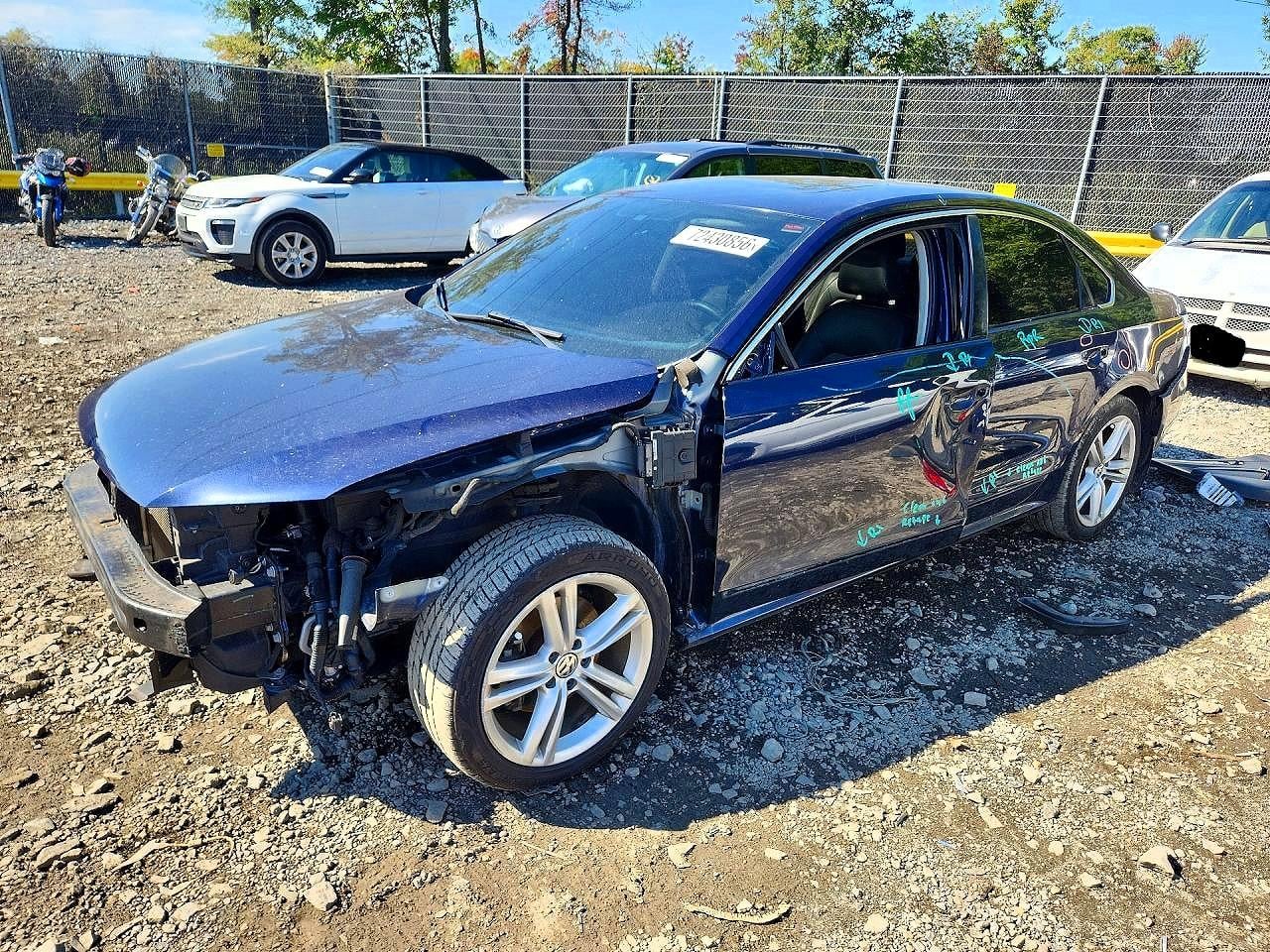 2015 VOLKSWAGEN PASSAT SE | 1VWBT7A33FC026923 | UPCARS