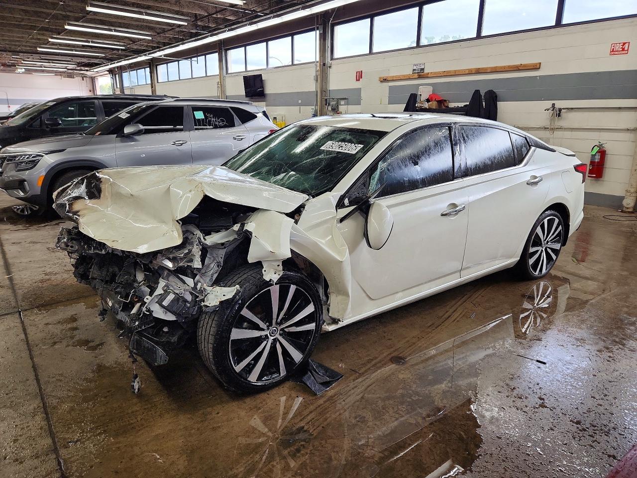 2019 NISSAN ALTIMA PLATINUM | 1N4BL4FV5KC184420 | UPCARS