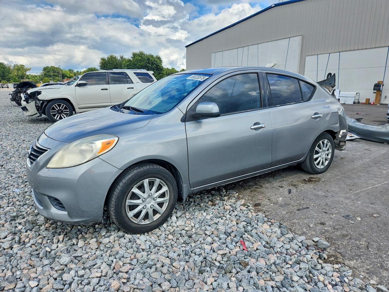 2014 NISSAN VERSA 1.6 SV | 3N1CN7AP3EL835705 | UPCARS