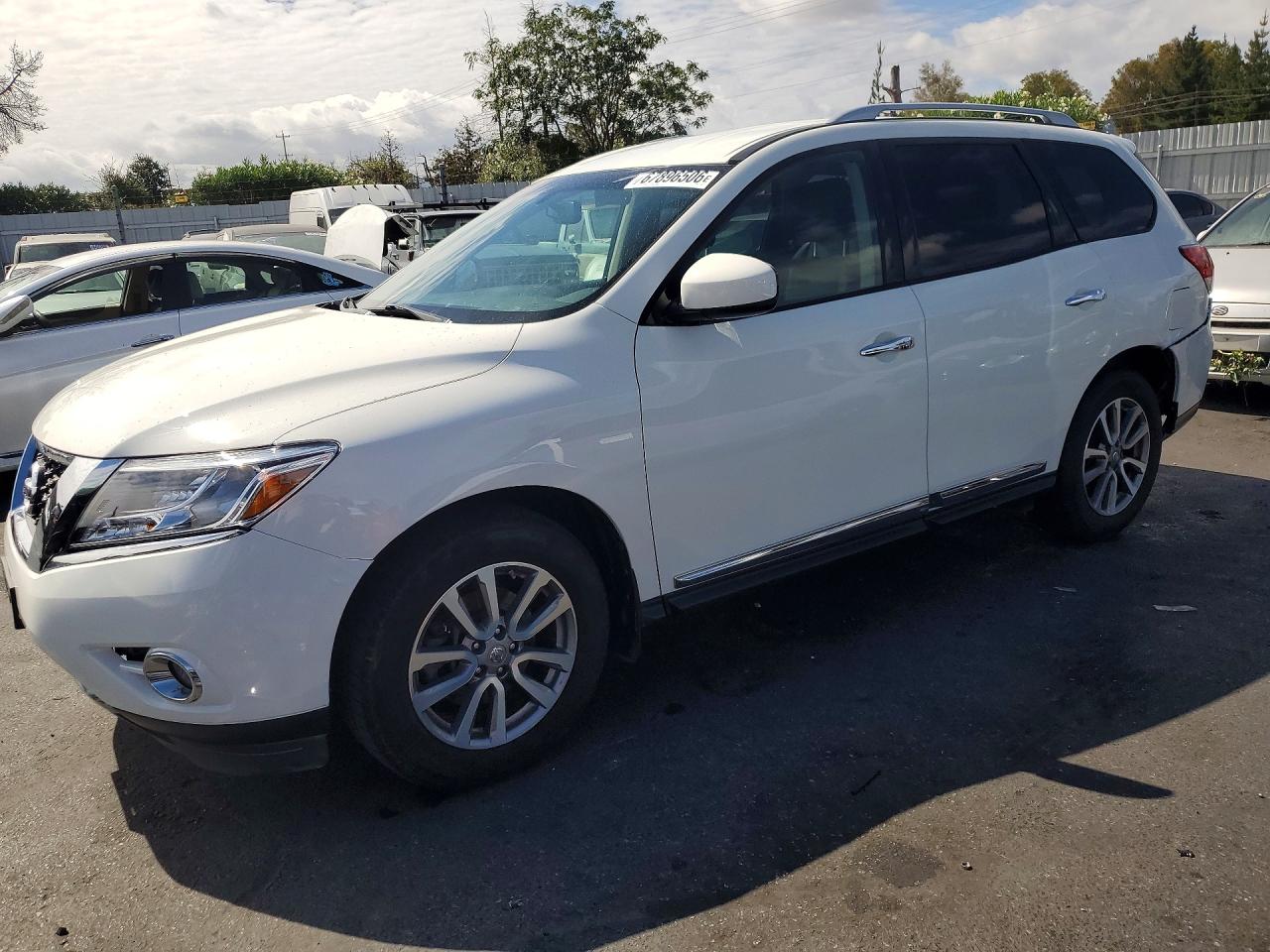 2015 NISSAN PATHFINDER SL | 5N1AR2MN2FC711438 | UPCARS