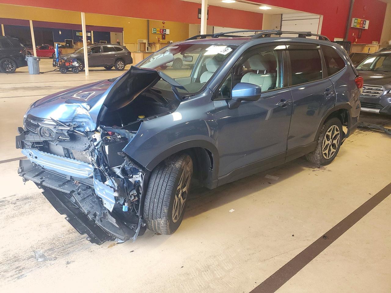 2022 SUBARU FORESTER PREMIUM | JF2SKAEC0NH511049 | UPCARS