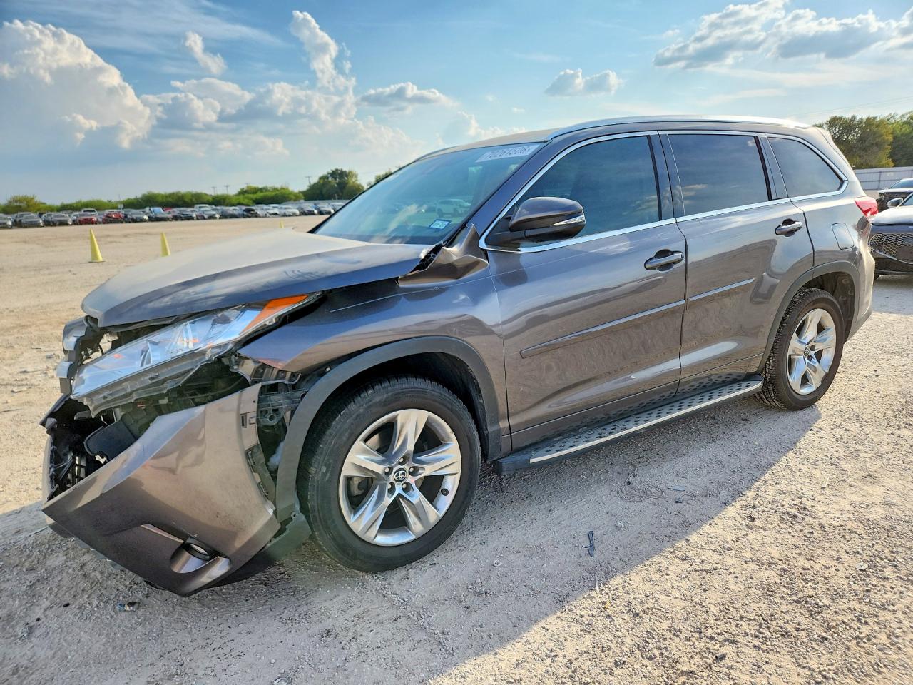 2017 TOYOTA HIGHLANDER LIMITED | 5TDYZRFH1HS228110 | UPCARS