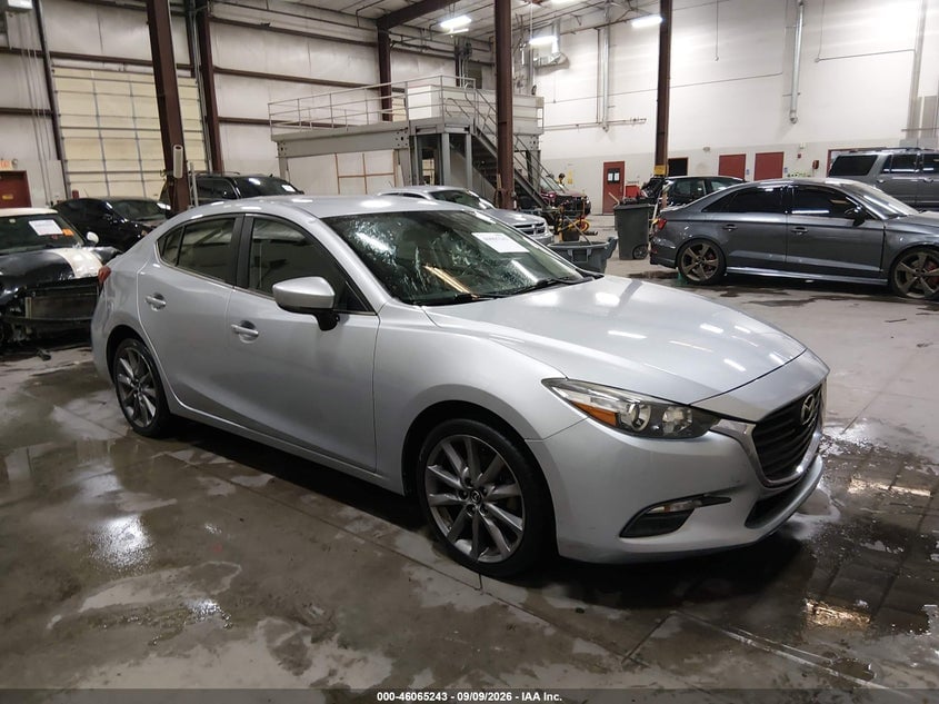 2018 MAZDA MAZDA3 TOURING | 3MZBN1V30JM199503 | UPCARS