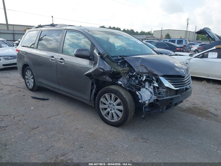 2013 TOYOTA SIENNA XLE 7 PASSENGER | 5TDDK3DC8DS066168 | UPCARS