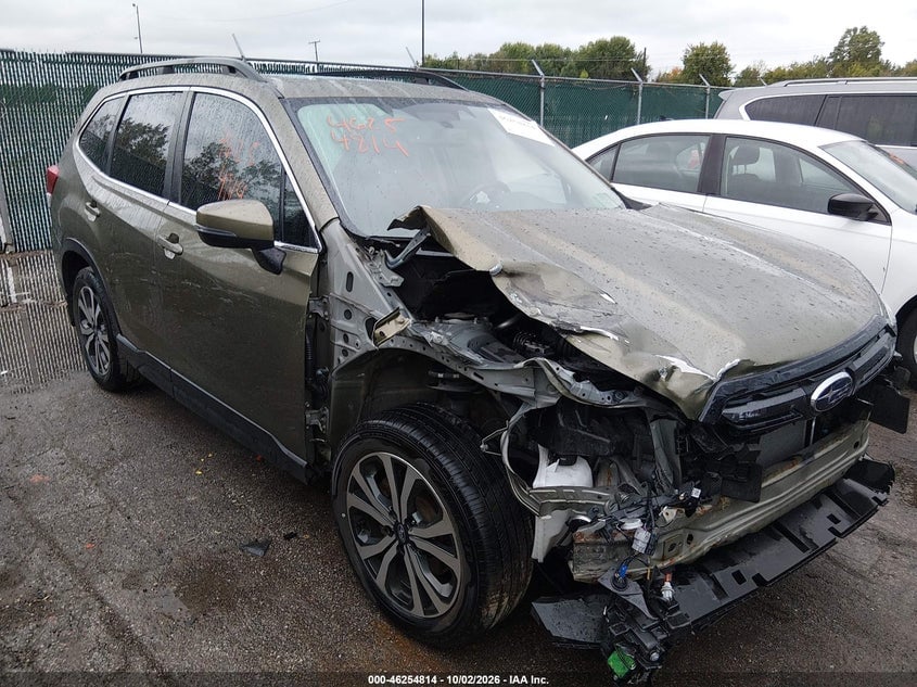 2022 SUBARU FORESTER LIMITED | JF2SKAPC7NH423435 | UPCARS