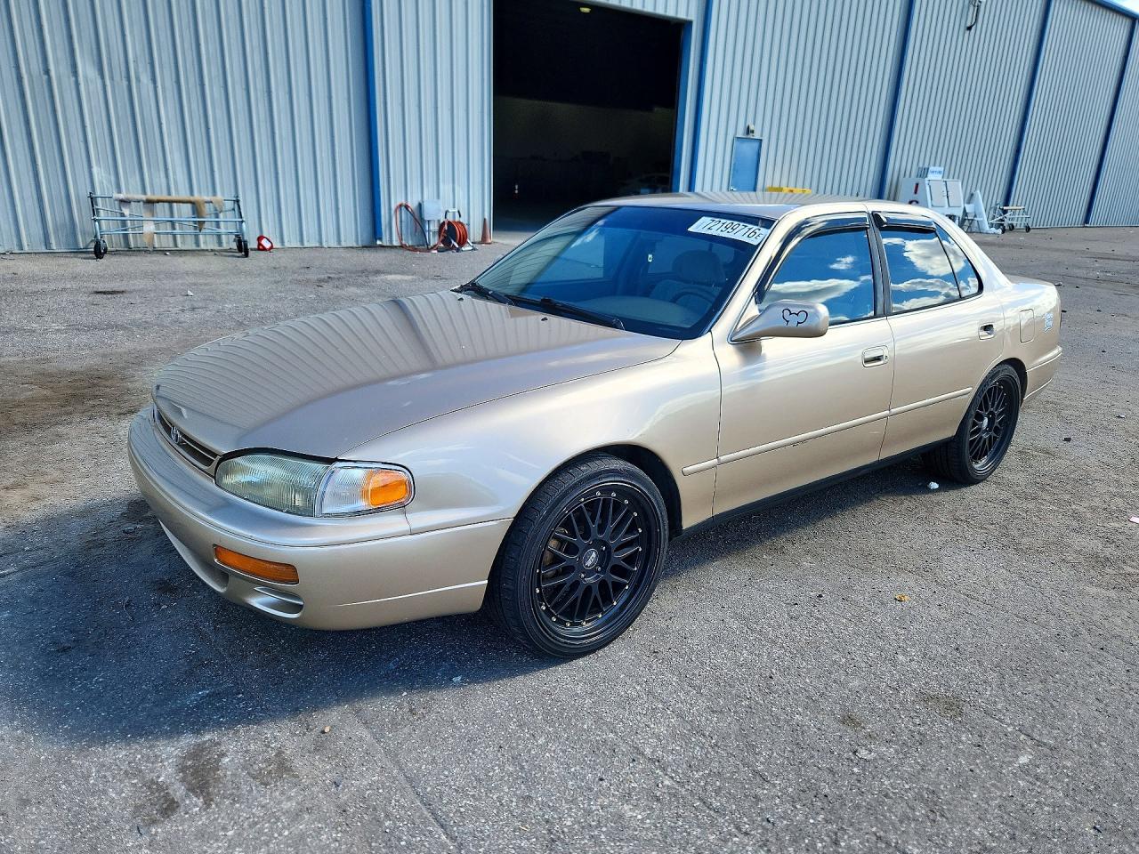 1996 TOYOTA CAMRY LE | 4T1BG12K9TU729048 | UPCARS