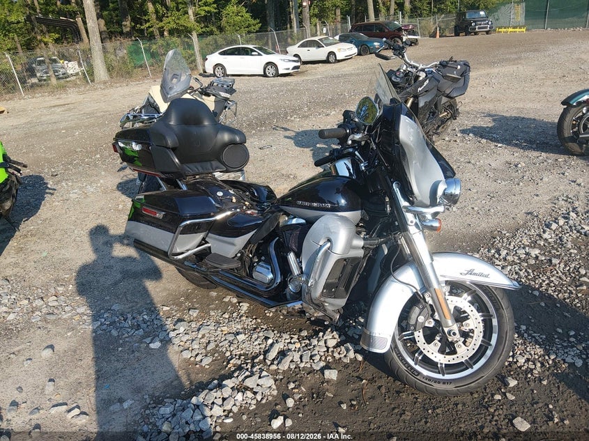 2019 HARLEY-DAVIDSON FLHTK | 1HD1KEF18KB602002 | UPCARS