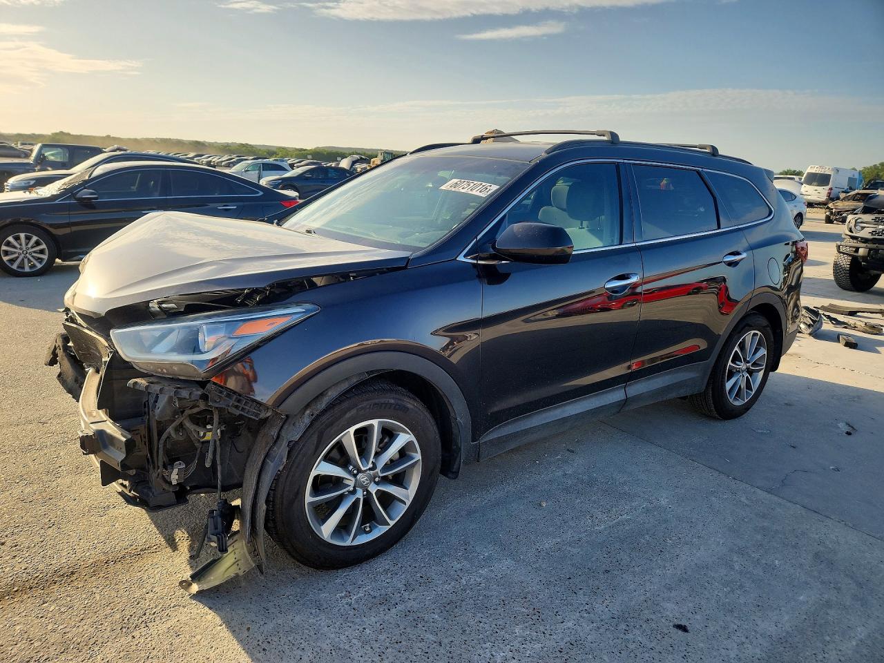 2018 HYUNDAI SANTA FE SE | KM8SM4HF8JU291902 | UPCARS