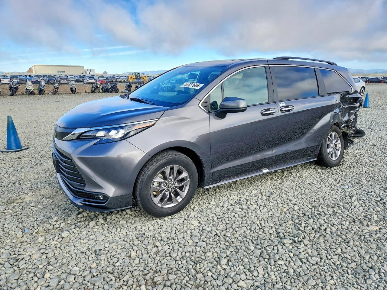 2025 TOYOTA SIENNA XLE 7-PASSENGER | 5TDYSKFC8SS156944 | UPCARS