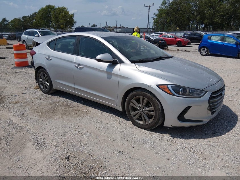 2018 HYUNDAI ELANTRA SEL | 5NPD84LF2JH400566 | UPCARS