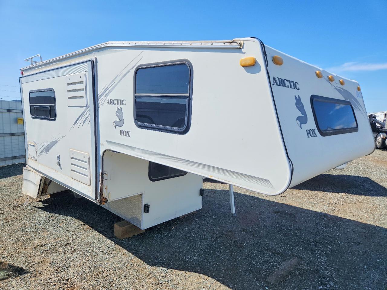 2003 ARCTIC FOX UNKNOWN SLIDE-IN CAMPER | 1NCA990S730102677 | UPCARS