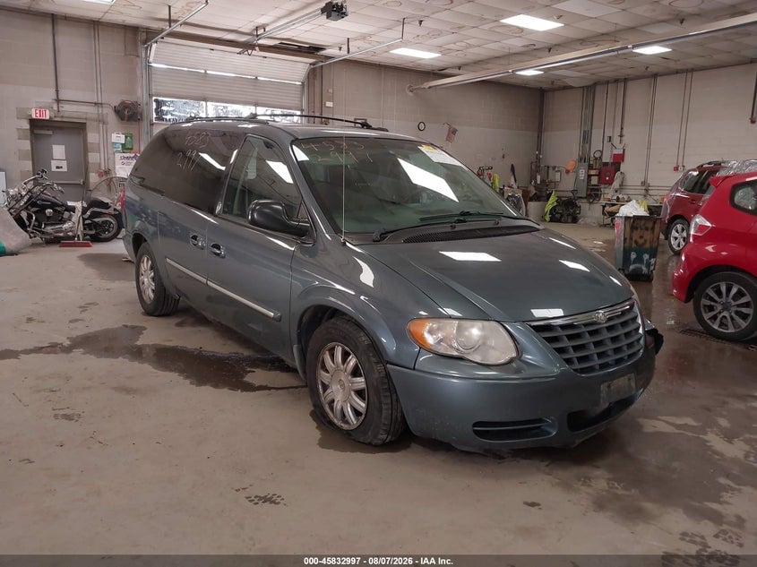 2006 CHRYSLER TOWN & COUNTRY TOURING | 2A4GP54L66R656336 | UPCARS