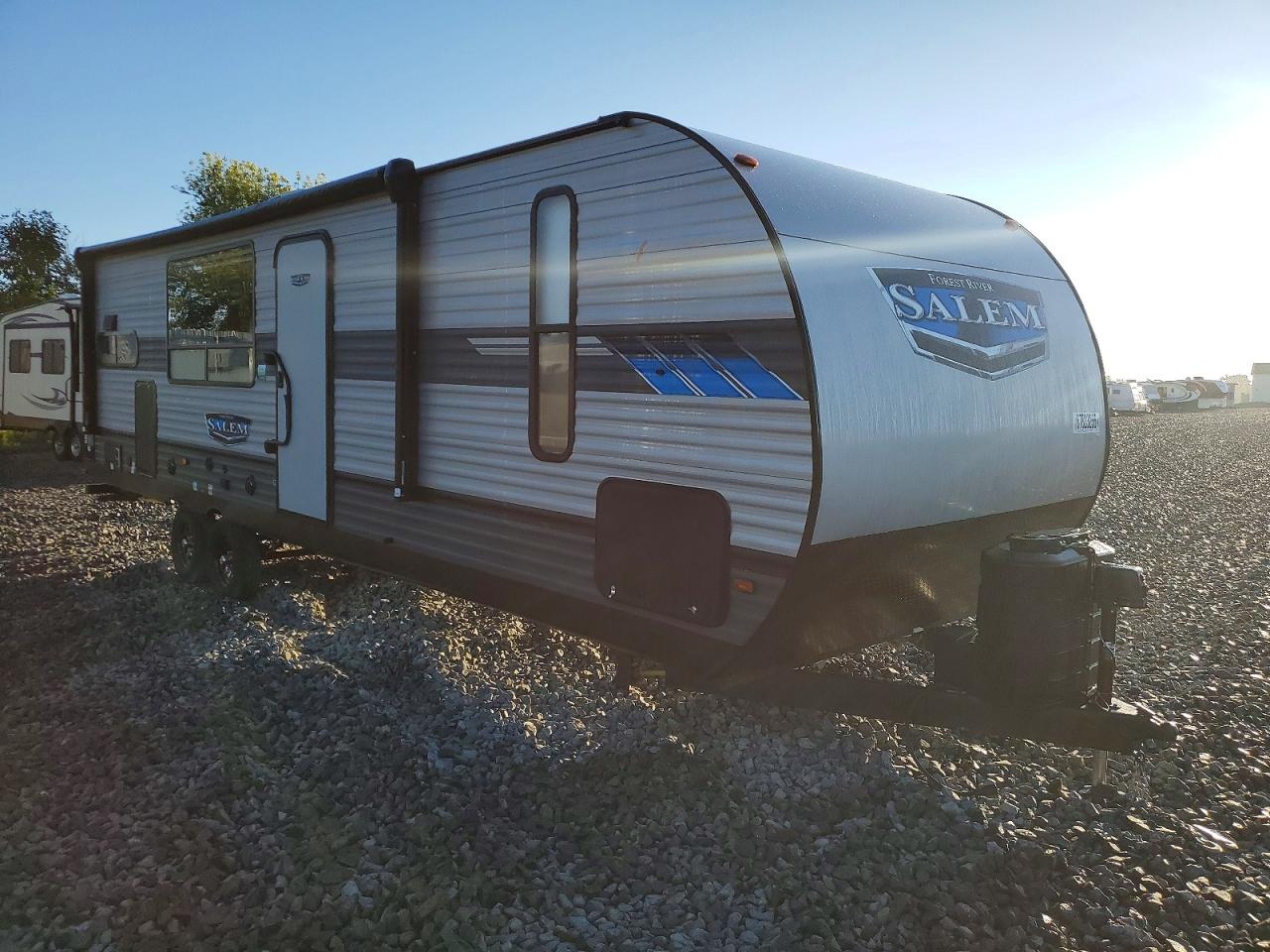 2022 FORESRIVER SALEM FOREST RIVER  CAMPER | 4X4TSMC24NA333888 | UPCARS