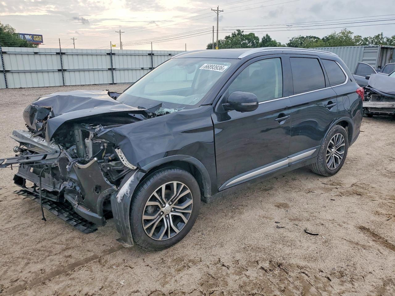 2018 MITSUBISHI OUTLANDER SE | JA4AD3A38JZ014089 | UPCARS