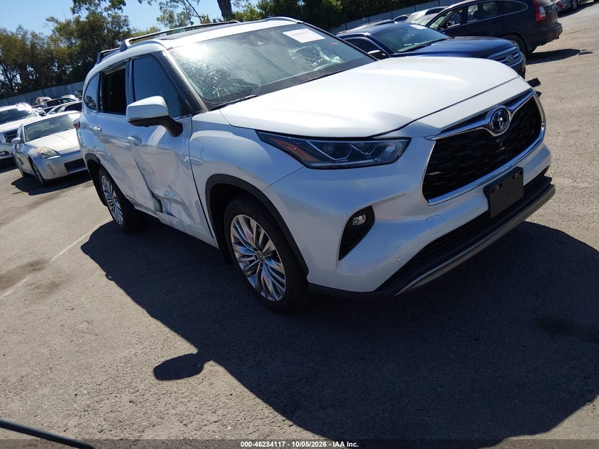 2023 TOYOTA HIGHLANDER HYBRID PLATINUM | 5TDFARAH9PS022831 | UPCARS