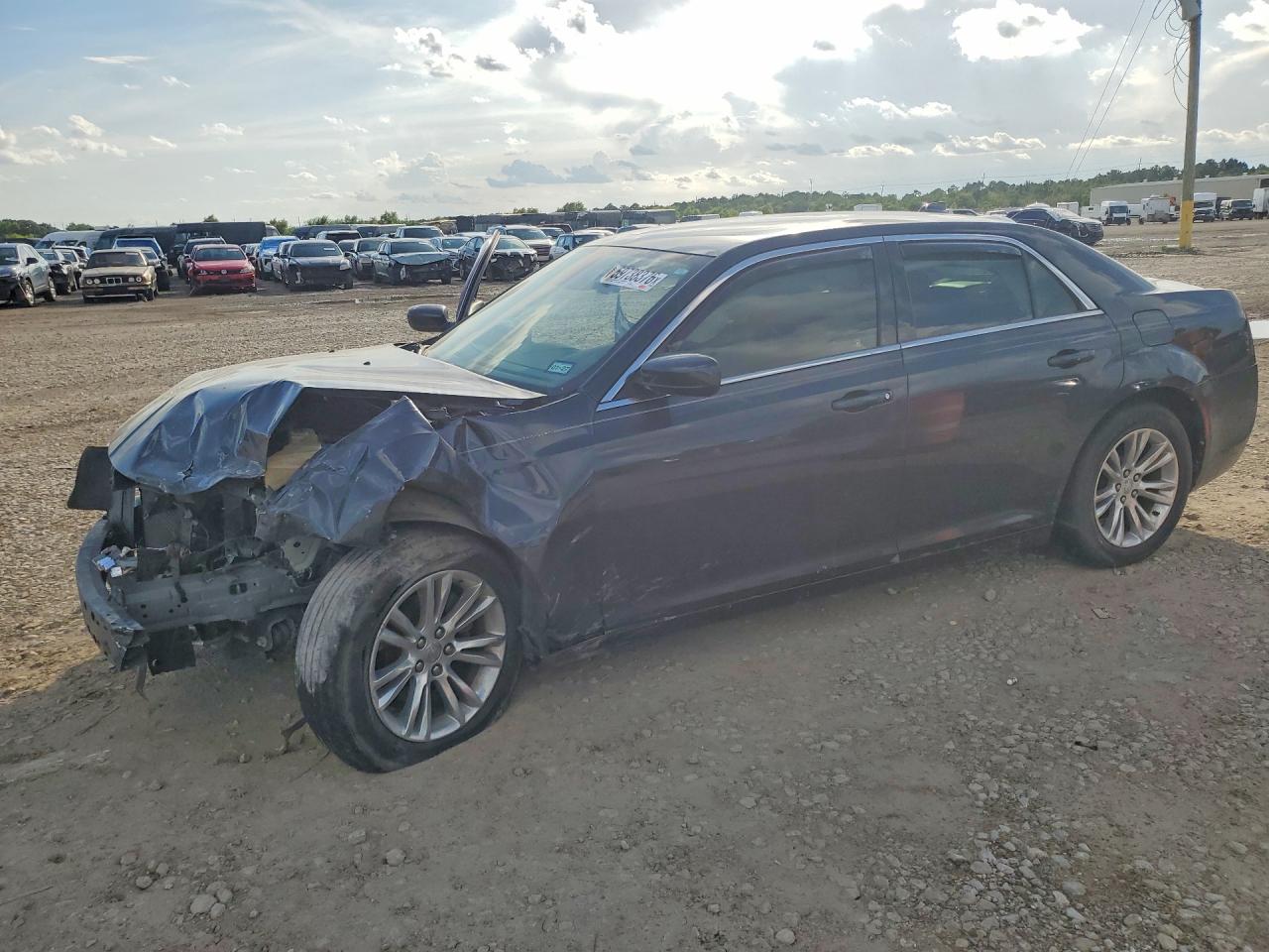 2019 CHRYSLER 300 TOURING | 2C3CCAAG7KH693836 | UPCARS