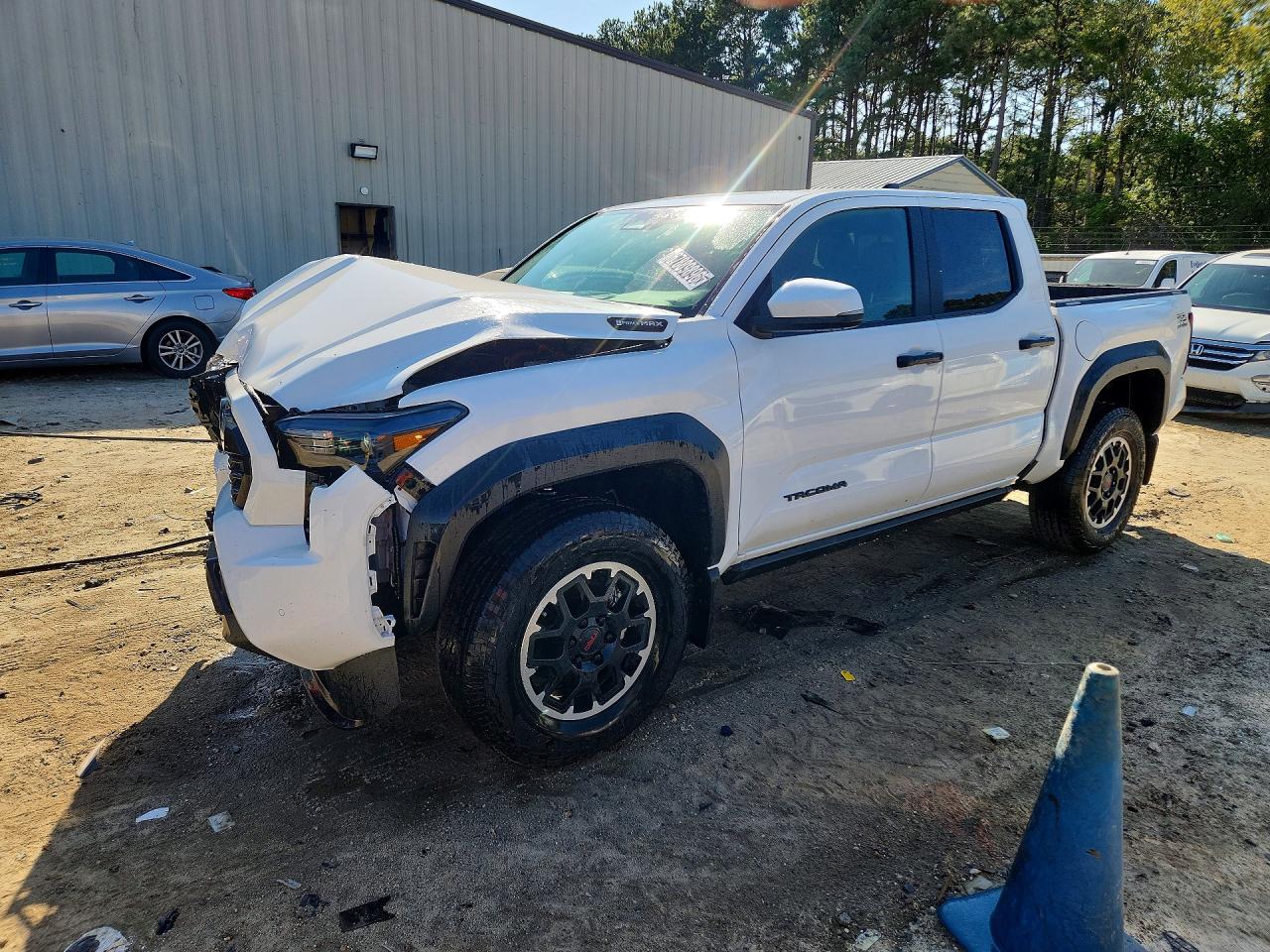 2025 TOYOTA TACOMA TRD OFF-ROAD HV | 3TYLC5LN8ST048956 | UPCARS
