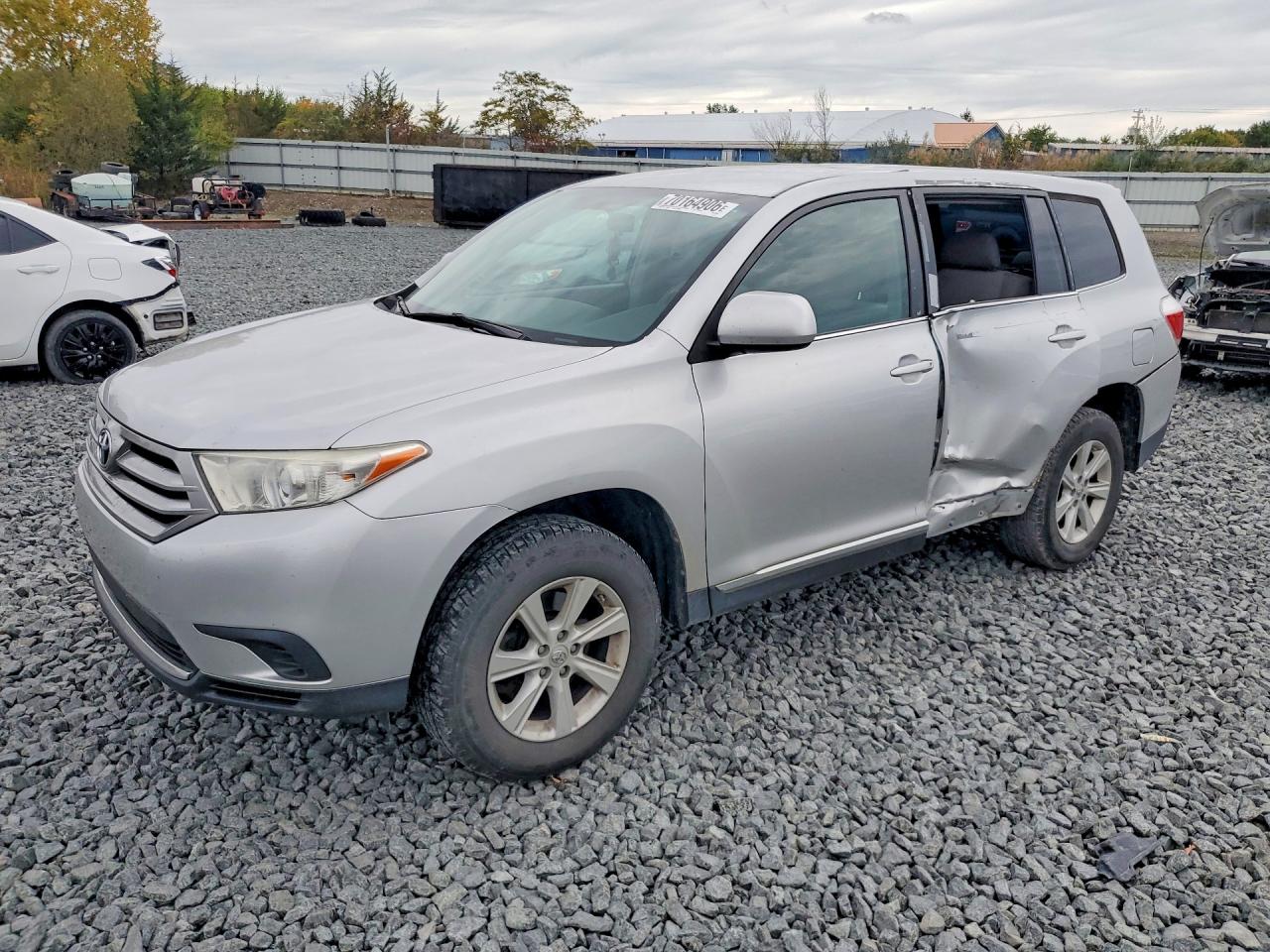 2013 TOYOTA HIGHLANDER BASE | 5TDBK3EH0DS271646 | UPCARS