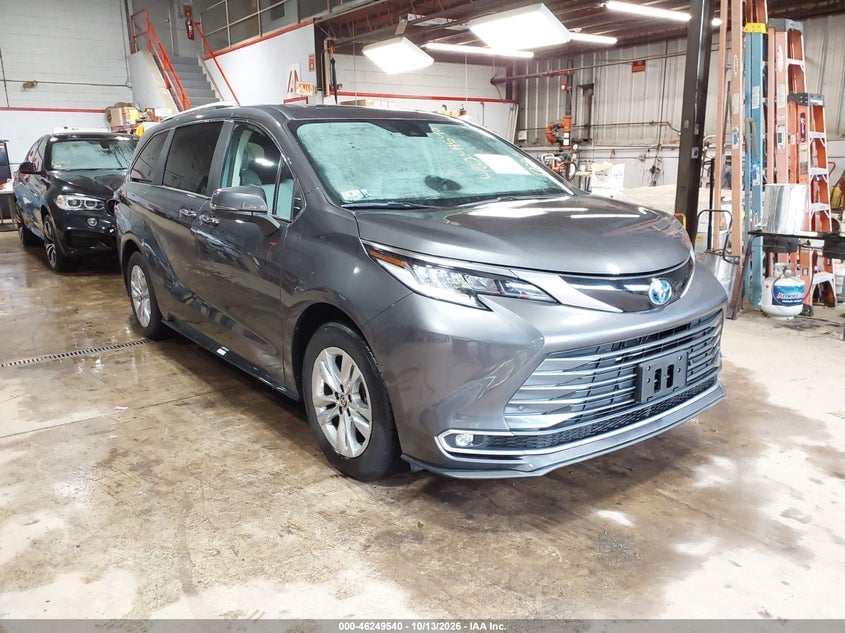 2025 TOYOTA SIENNA LIMITED | 5TDZSKFC2SS177633 | UPCARS
