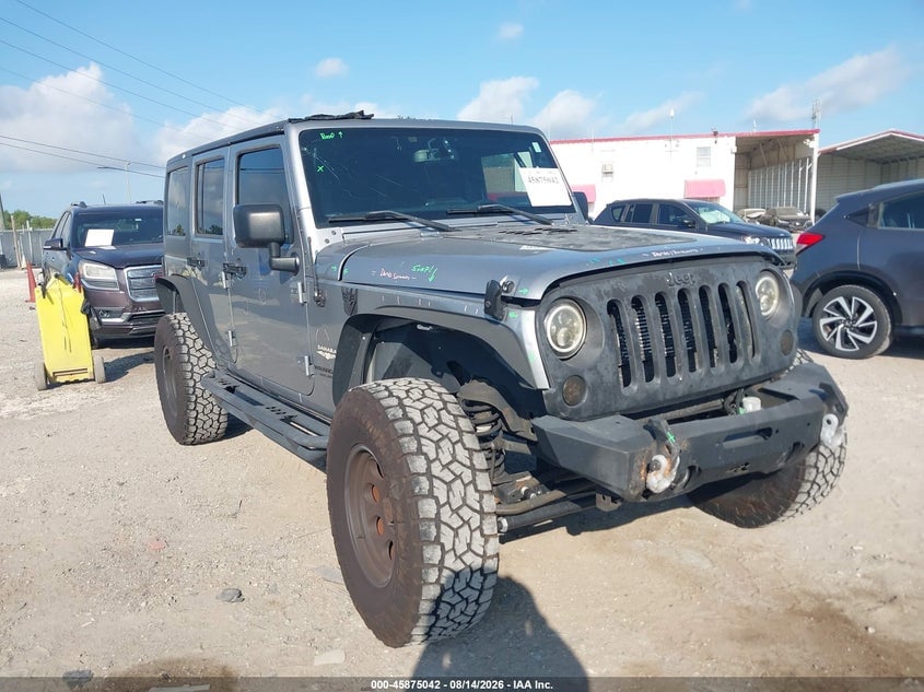 2015 JEEP WRANGLER UNLIMITED SAHARA | 1C4BJWEG7FL746113 | UPCARS